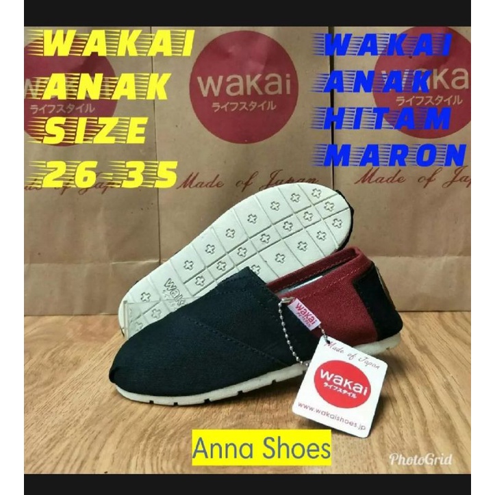 slip on wakai anak hitam marun