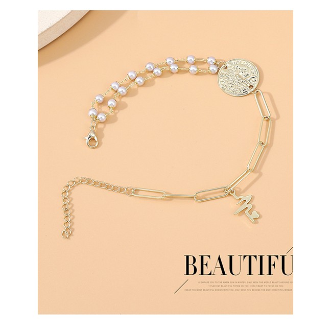 LRC Gelang Tangan Fashion Golden Round Head Portrait Pearl Stitching Y64449