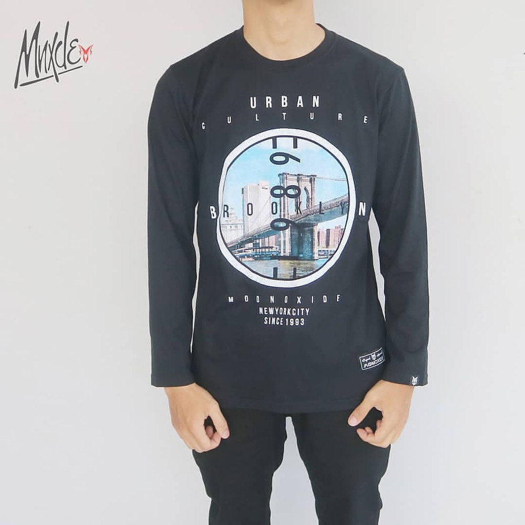 Download Kaos Longsleeve Moonoxide Hitam Kaos Lengan Panjang MNXDE warna Bahan Hitam Pekat | Shopee Indonesia