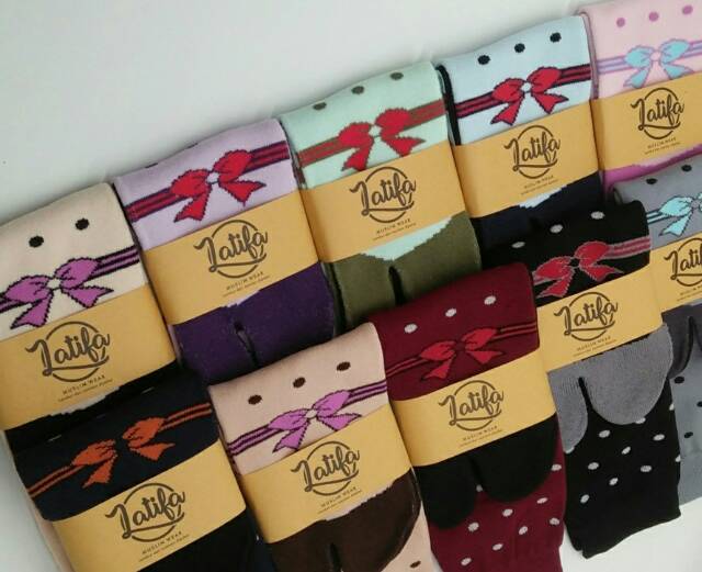 Kaos Kaki Jempol Muslimah Nilon Motif Polkadot Pita Untuk Dewasa