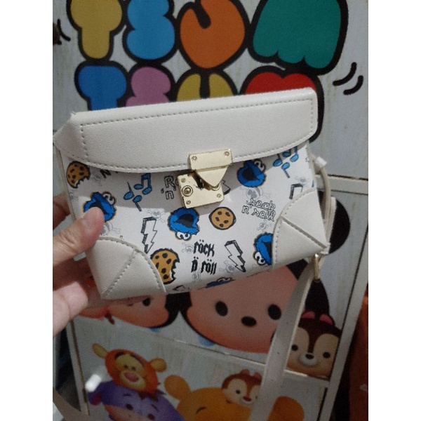 tas miniso sesame street bekas
