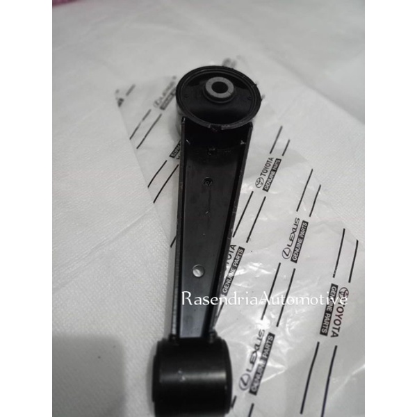 Engine mounting agya ayla sigra 1000cc