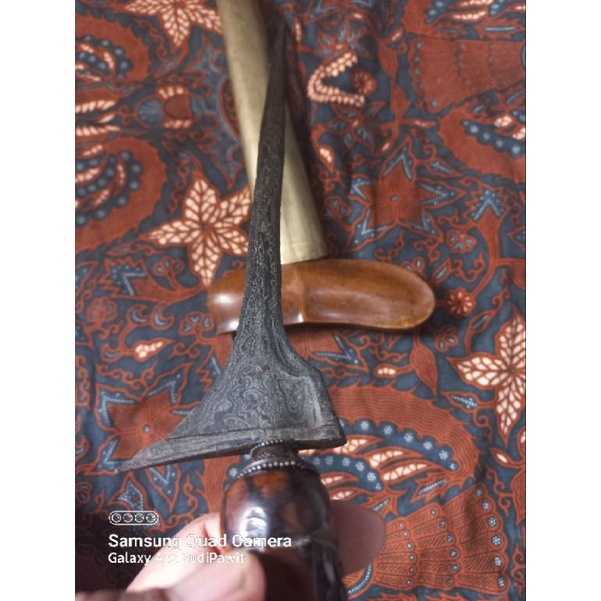 keris sepuh jalak tilam sari