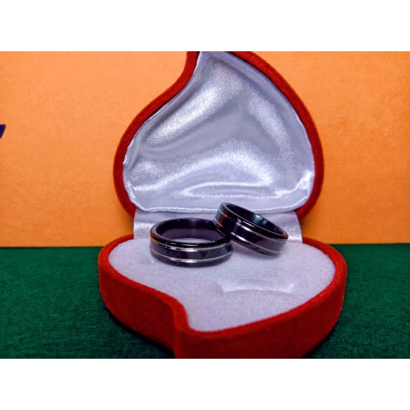 CincinCoupleTitaniumHitamMotif