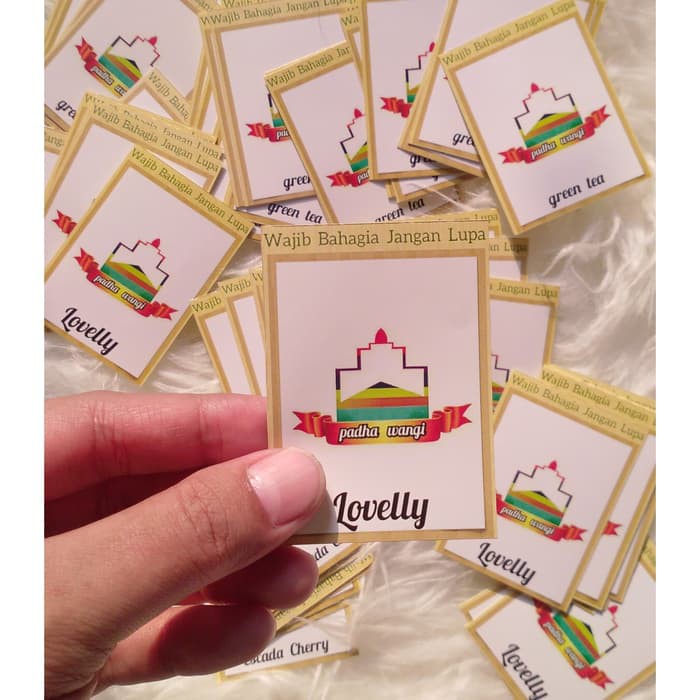 

Sticker Label (Kemasan produk custom Murah)