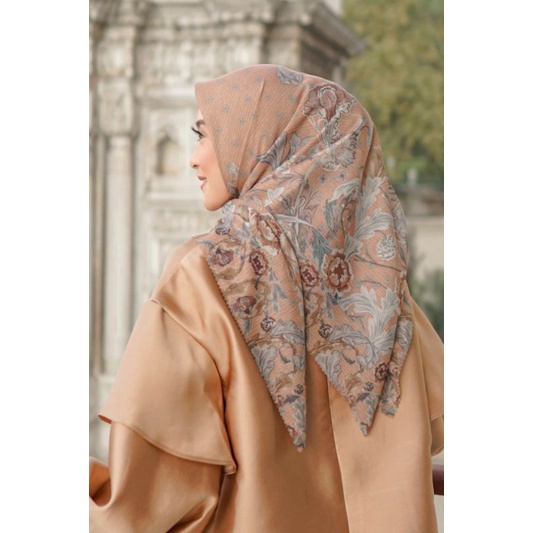 Buttonscarves The Royale Series in Papaya Preloved