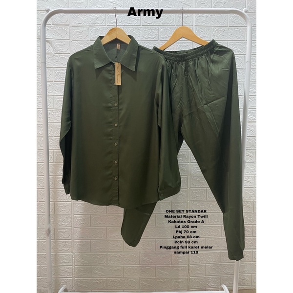 BEST SELLER ONE SET STANDAR POLOS-Army Ld 100