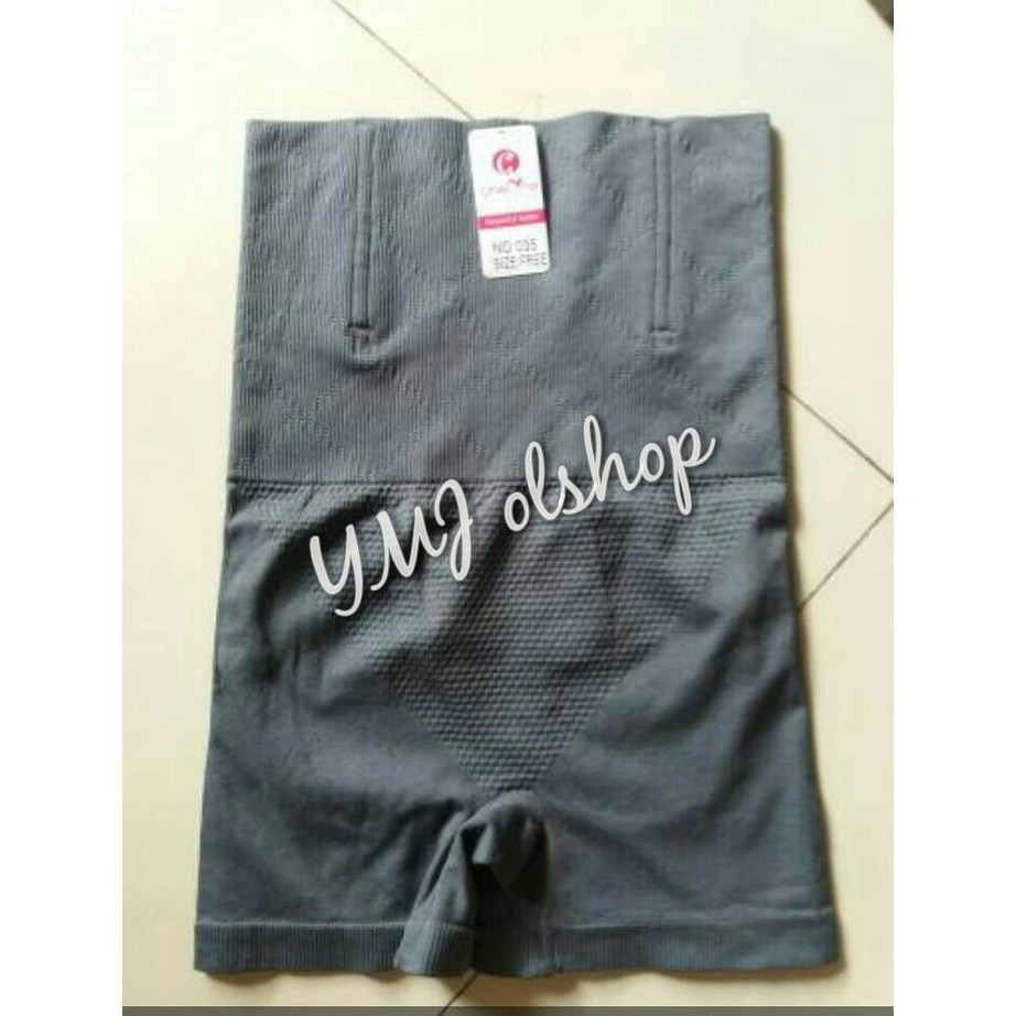 FREE   CELANA DALAM KORSET CHELYNE