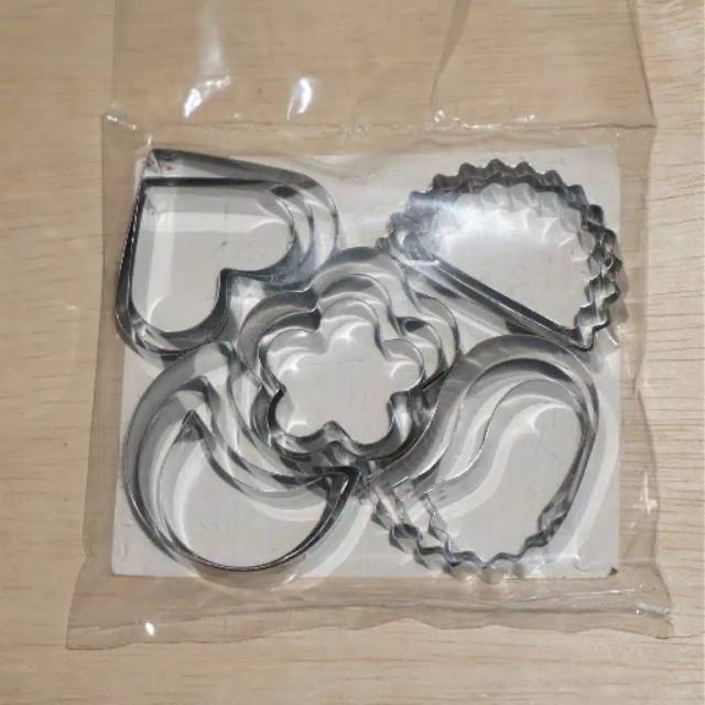 Cetakan kue kacang cookie cutter kastengel kue kering isi 15 mika cantik