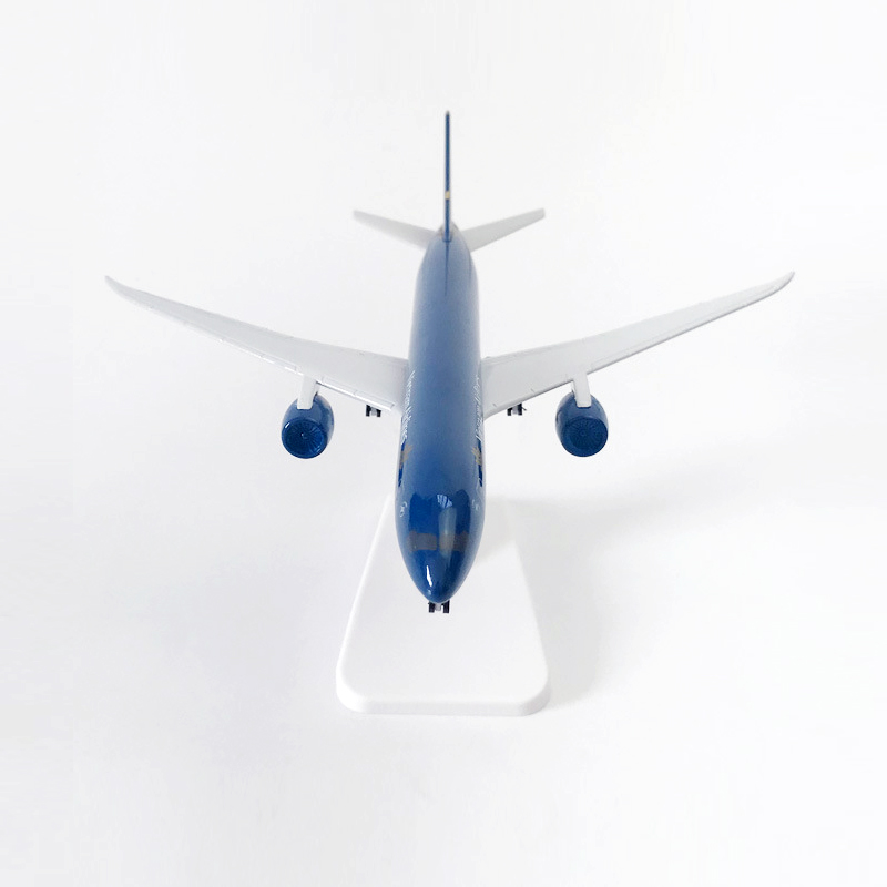 B787 Model Pesawat Terbang Vietnam Boeing 787 Bahan Metal Alloy Die-cast Ukuran 16CM / 20CM