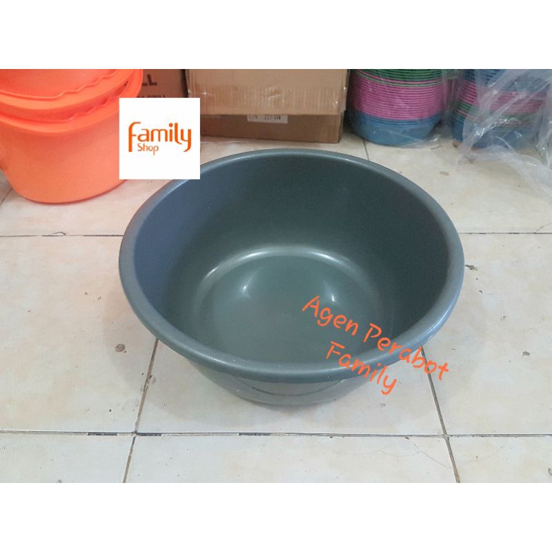 Baskok Abu Jumbo / Bak Plastik Silver Extra Large / Ember Air / Baskom Bulat no 20
