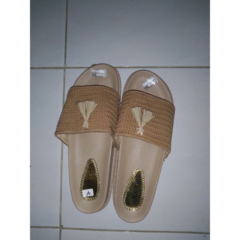 SANDAL ARETHA UKURAN 40