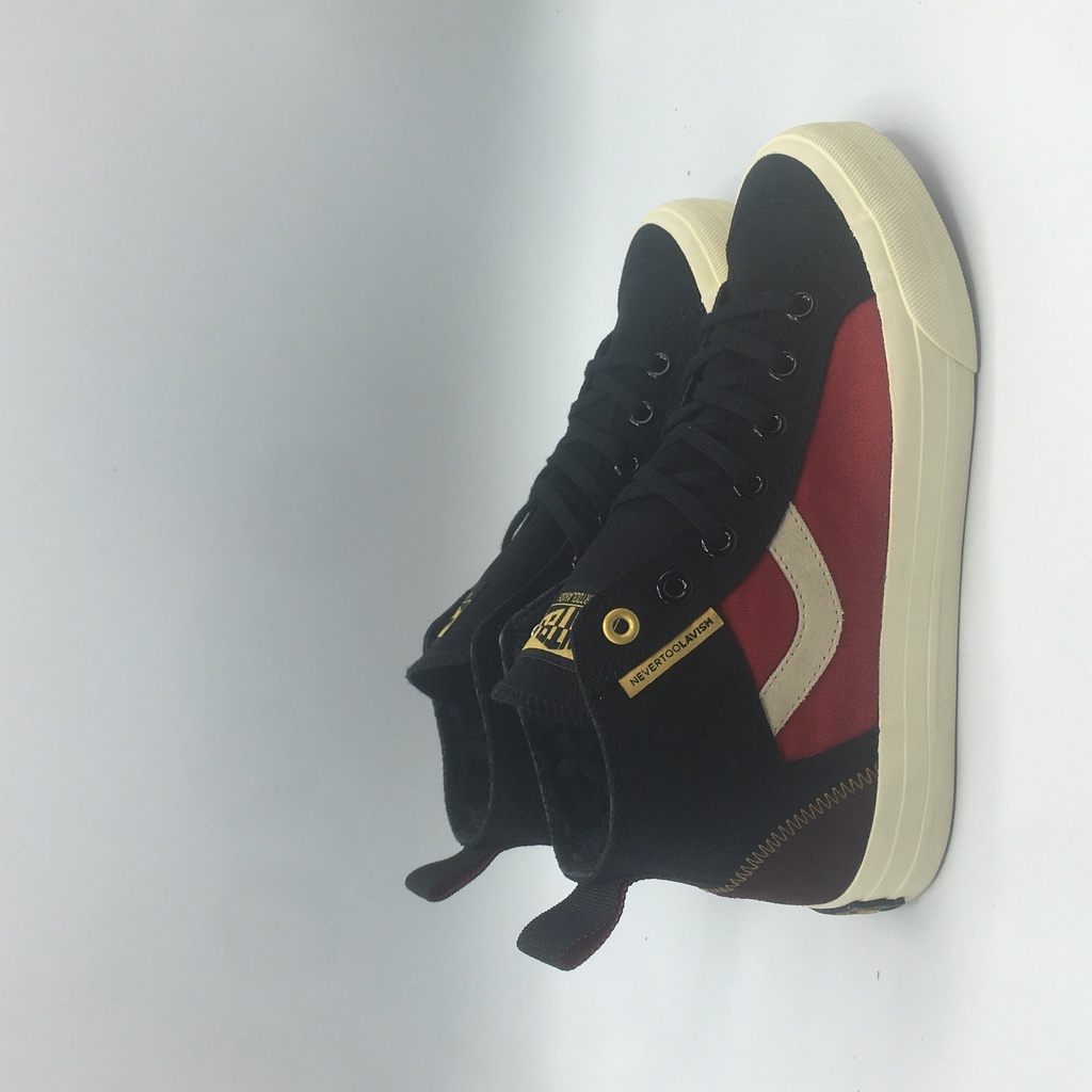 Sepatu Ventela X Yang Ayam "Sang Sekerta Lohita"  High