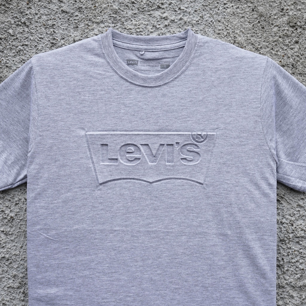 Kaos Pria Levi's | Batwing Emboss Grey