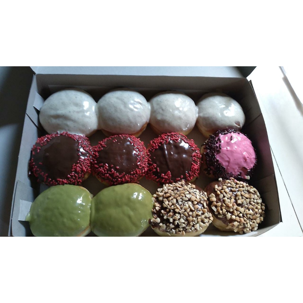 

Donat Topping isi 12