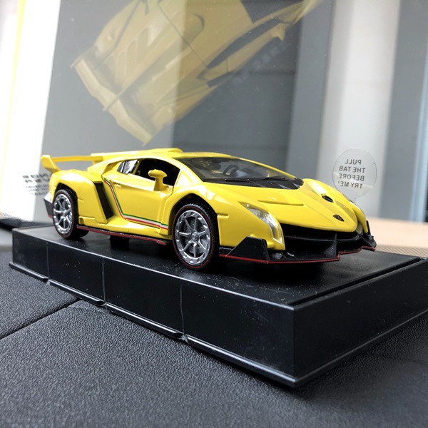 Pajangan LAMBORGHINI VENENO Miniatur Parfum Parfume Pewangi Mobil