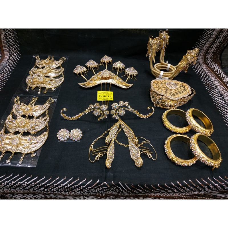 Perhiasan.Pengantin.Jawa.PaesAgeng