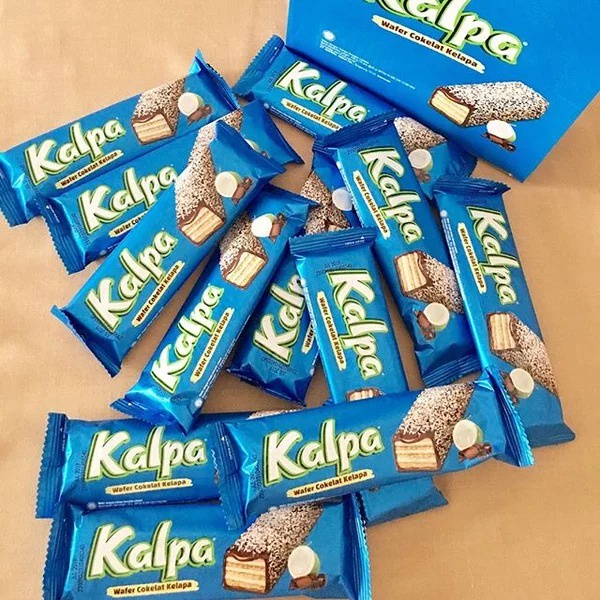 BOX - Kalpa Wafer Coklat Kelapa isi 12pcs