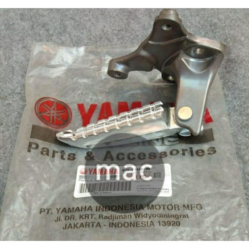 DUDUKAN FOOTSTEP XMAX 250 KANAN ASLI / INJAKAN KAKI XMAX KANAN ORI YAMAHA B74 F7440 00