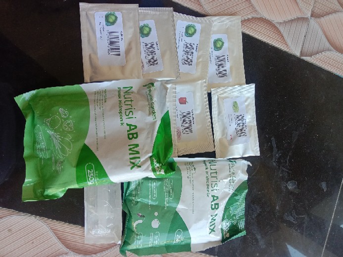 Suntikan / Alat Ukur Nutrisi Hidroponik 10ml