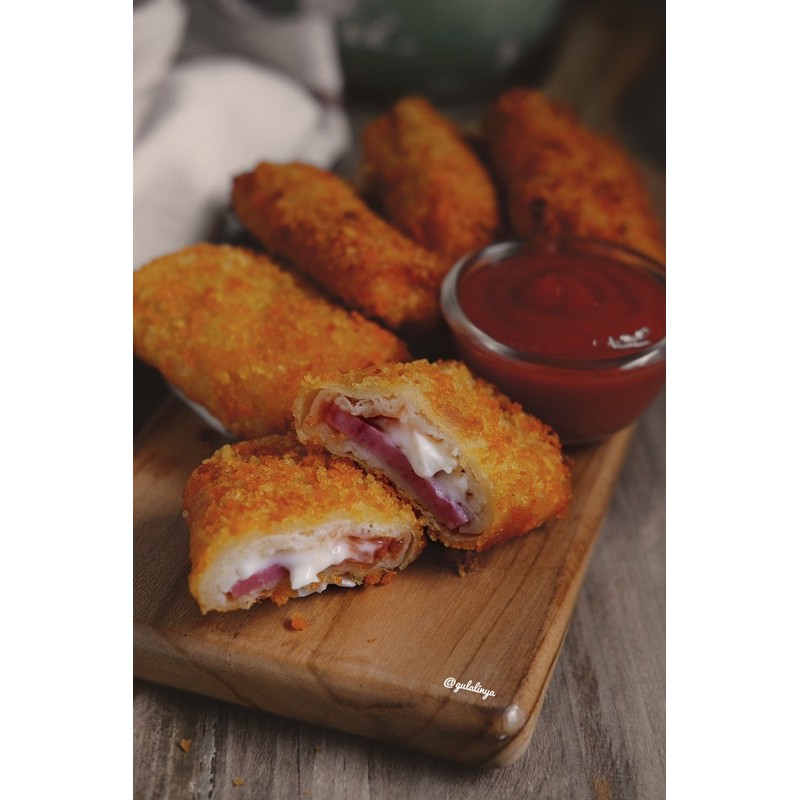 

Premium Risoles Crunchy Smoked Beef Mayo (Frozen)