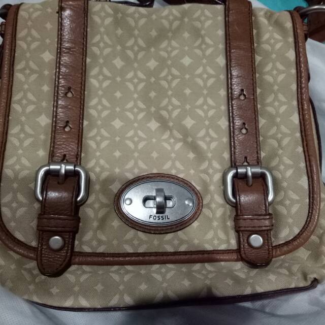 Fossil maddox flap pecan