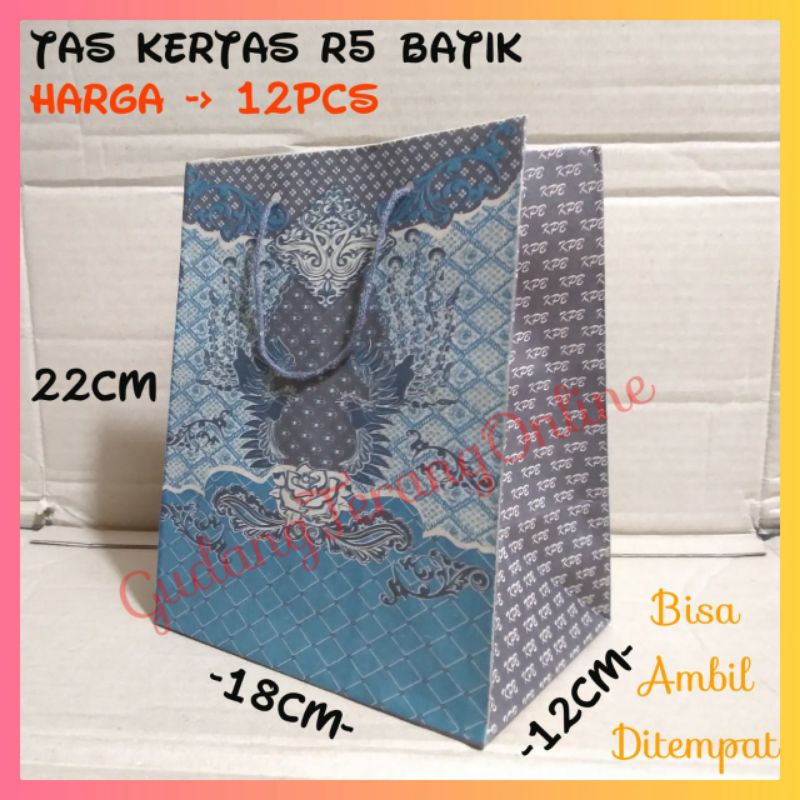 

Isi 12pc Paperbag R5 batik lusinan / tas kertas motif batik 18 x 22 / tas kertas batik / paperbag