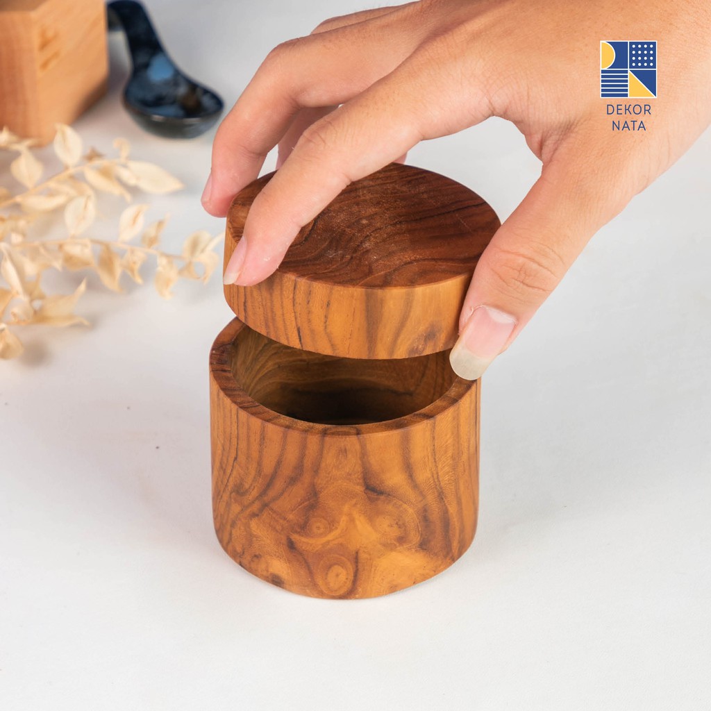 

Dekornata Letto Jar / Wooden Jar / Toples Kayu Jati