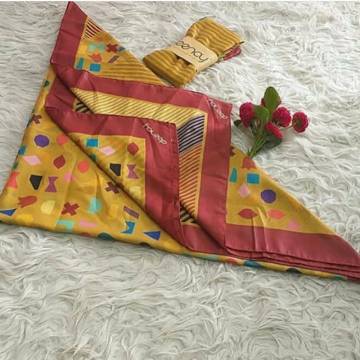 kerudung segi 4 Scarf voal pemium deenay ori motif