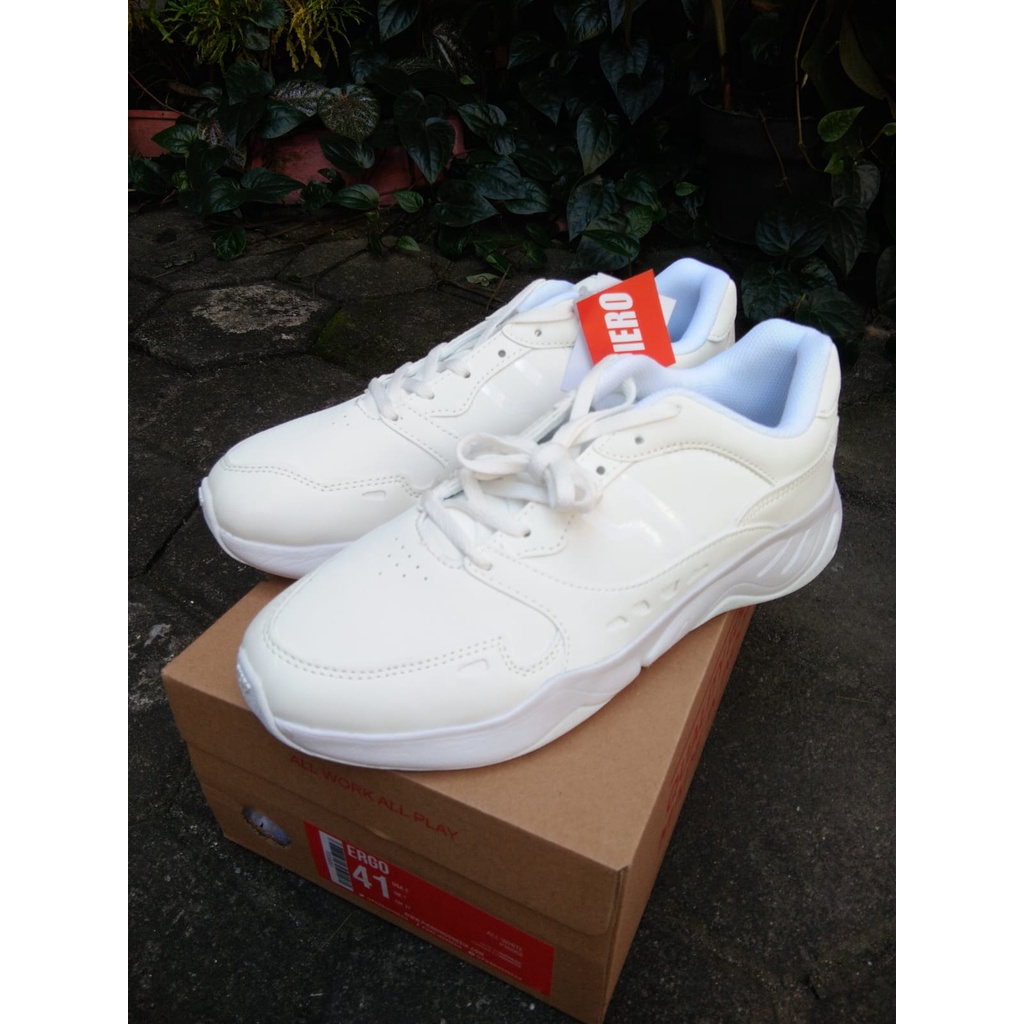 Sepatu Piero Ergo All White