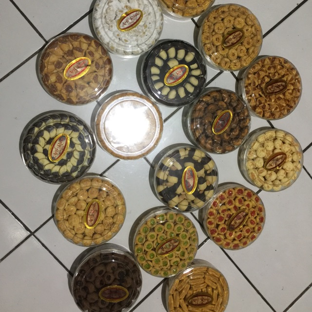 

Kue lebar