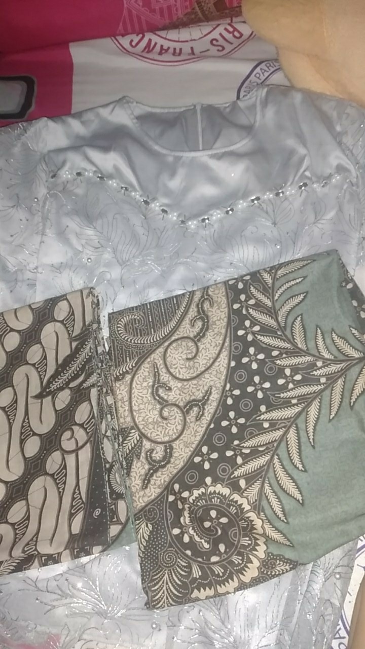 Maura Couple - Sania Ruffle Batik Couple Ori Ndoro Jowi Dnt Garansi Termurah Shopee - Couple Lesti