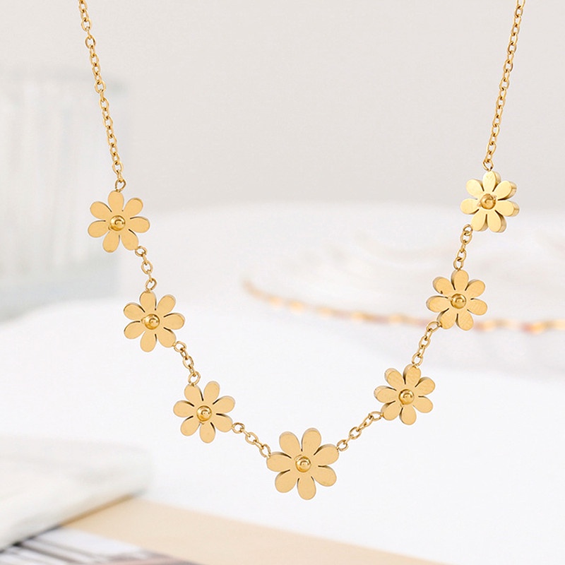 Kalung Titanium Wanita Anti Karat Bunga Daisy Emas 18k Perhiasan Korea