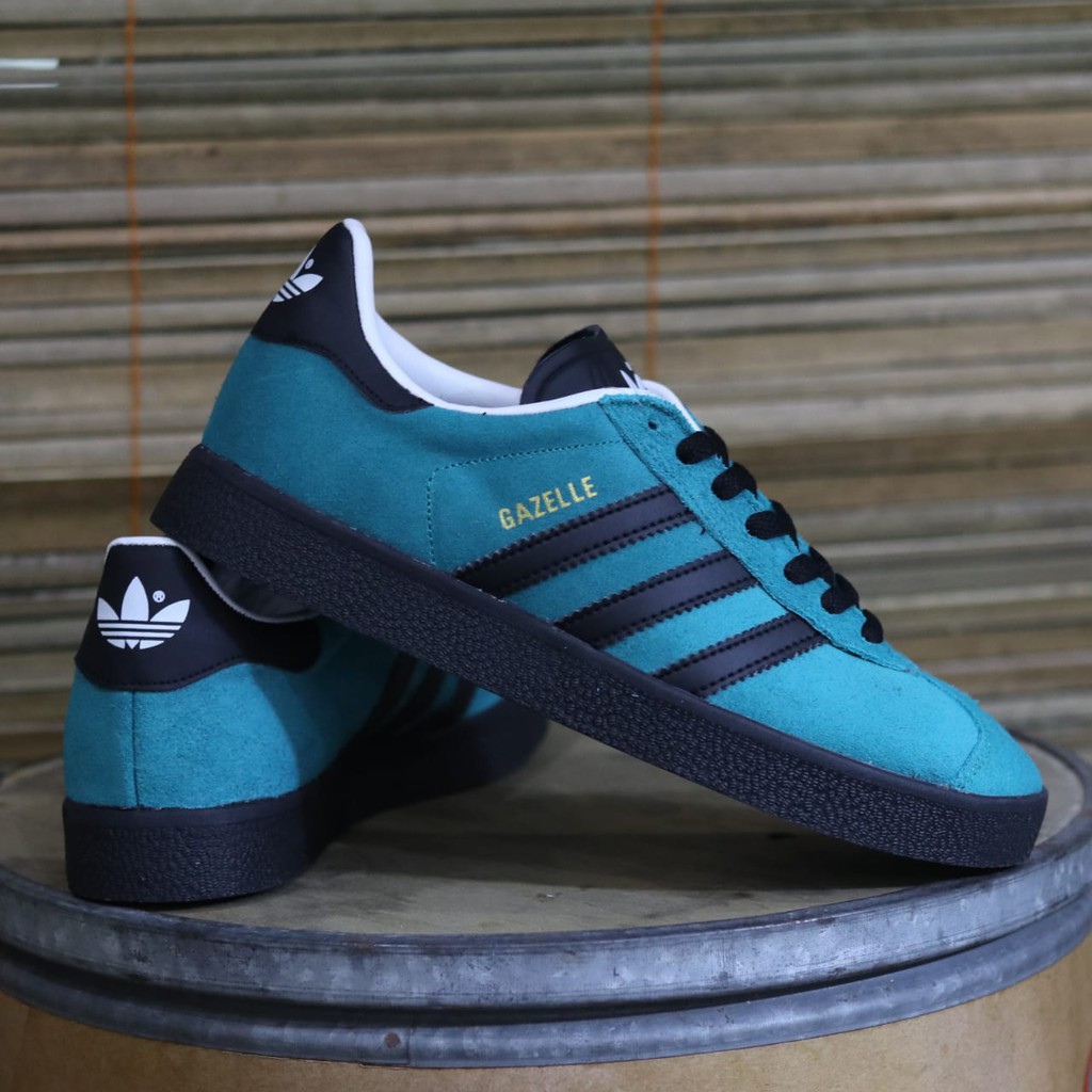 adidas gazelle tosca black