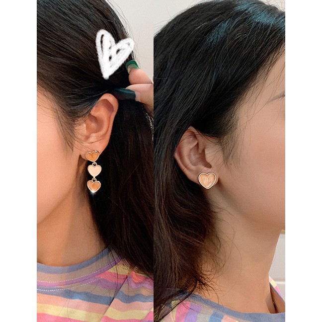 LRC Anting Tusuk Fashion Teenage Love (asymmetric Earrings) S925 Silver Love Asymmetric Earrings