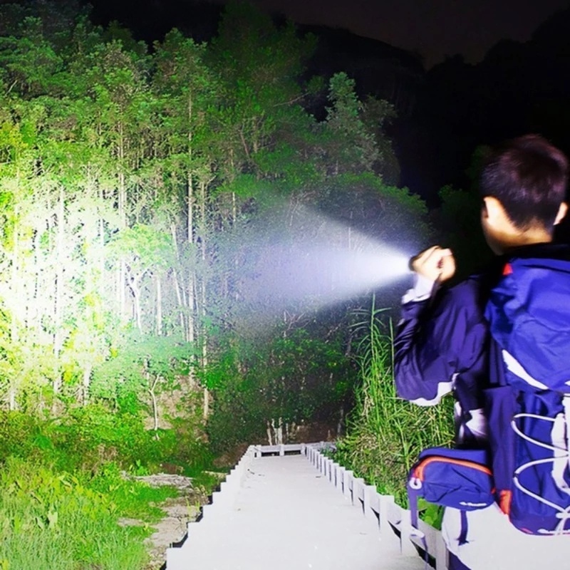 Lampu Senter LED 5 Core Taktis Terang USB Rechargeable Portable Untuk Camping / Hiking / Outdoor