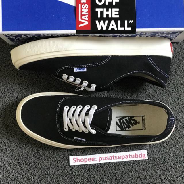 VANS OG AUTHENTIC VAULT BLACK WHITE MADE IN CHINA