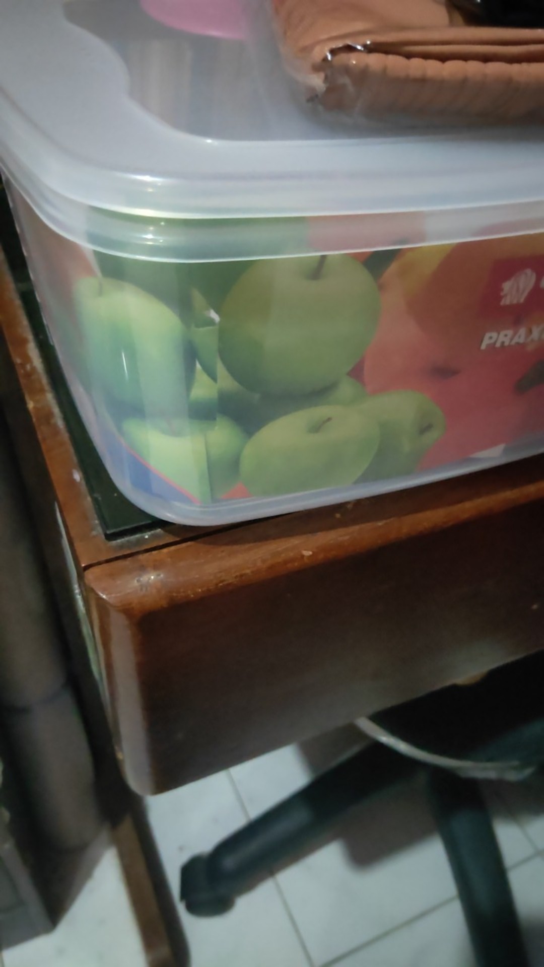 Kp-25 Praxis Keeper 503 6 Litre Tempat Makanan Lion Star