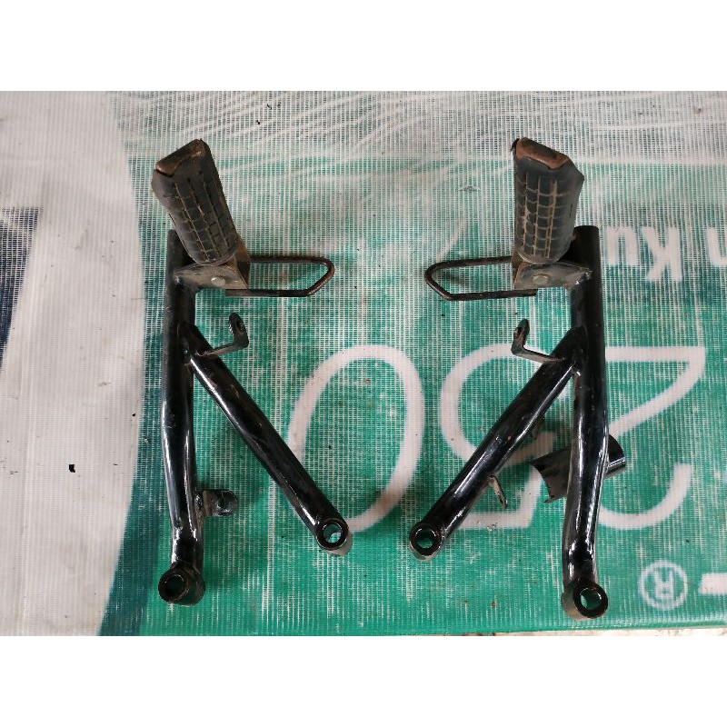 Postep footstep belakang Honda Vario 110 Vario lama original copotan