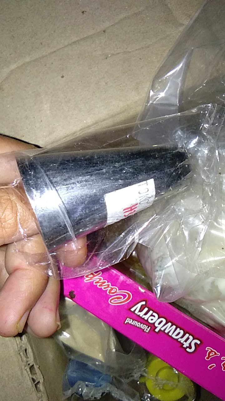 Spuit Whipped Cream Untuk Kue / Hiasan Kue