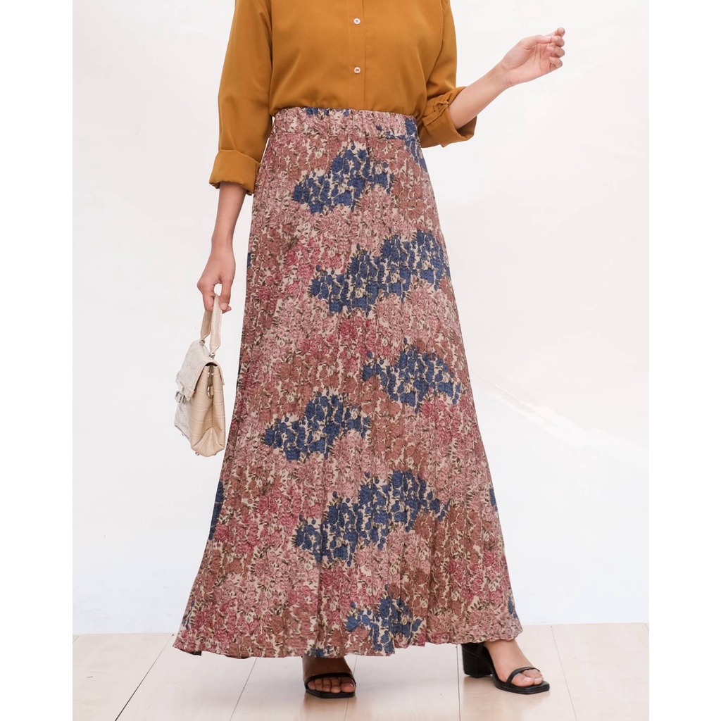 Myrubylicious PERONIA PLISKET SKIRT KODE 074