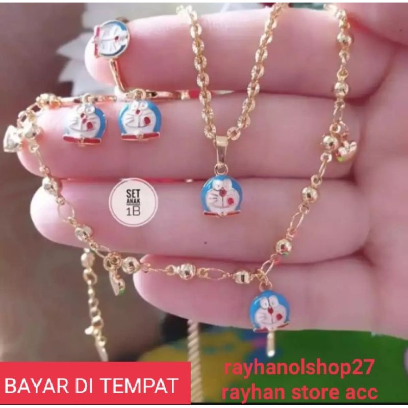 SET ANAK ANAK PEREMPUAN MOTIF DORAEMON