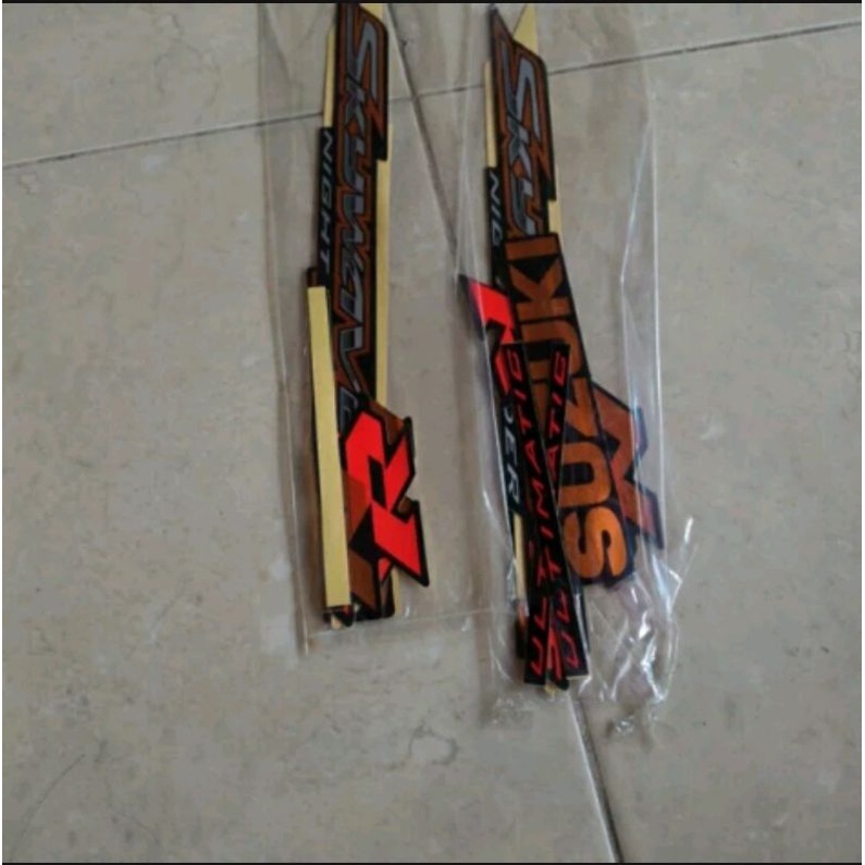 STRIPING LIS BODY SUZUKI SKYWAVE NR BAHAN ORIGINAL ORI