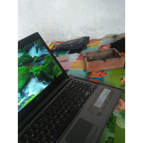 leptop second acer aspre 4755