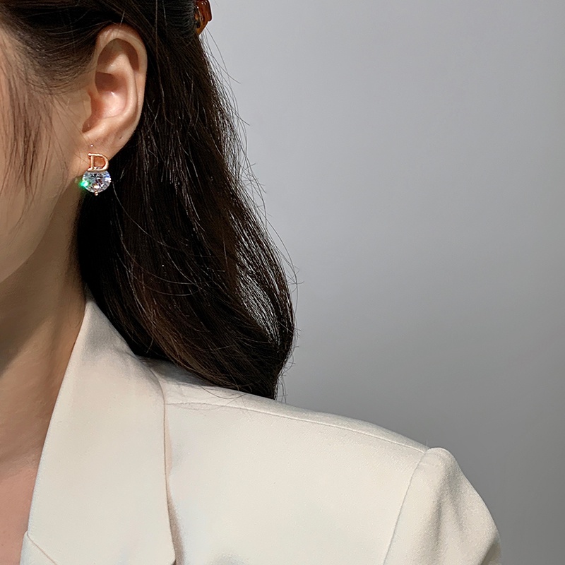 Anting Huruf D Berlian Kilat fashion Wanita Korea