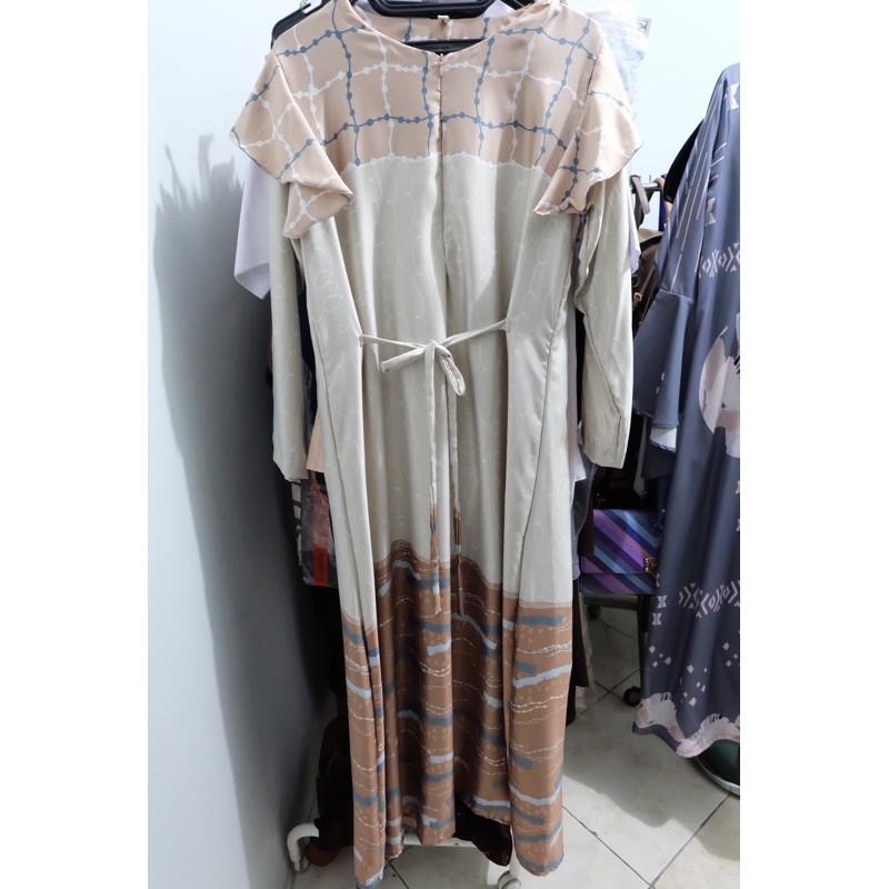 SOLD via COD Preloved NEGRI DRESS “ MOCCA “ by Vanilla Hijab