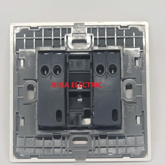 Saklar Seri Legrand Mallia 281002 / Sakelar Double Ganda Legrand Malia