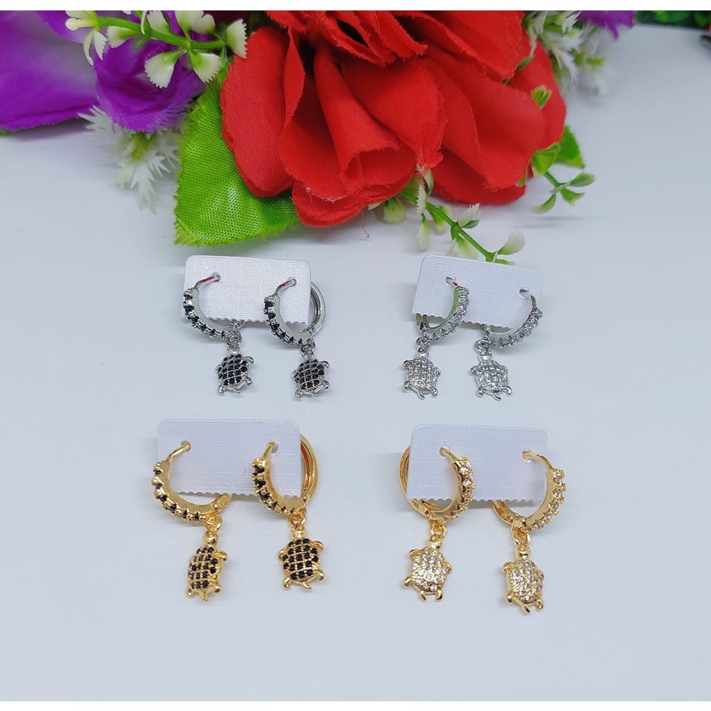 Anting Xuping Permata Lapis Emas  Mata Putih Hitam