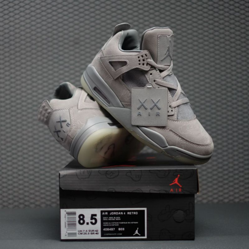 NIKE AIR JORDAN 4 RETRO KAWS COOL GREY MADE IN VIETNAM