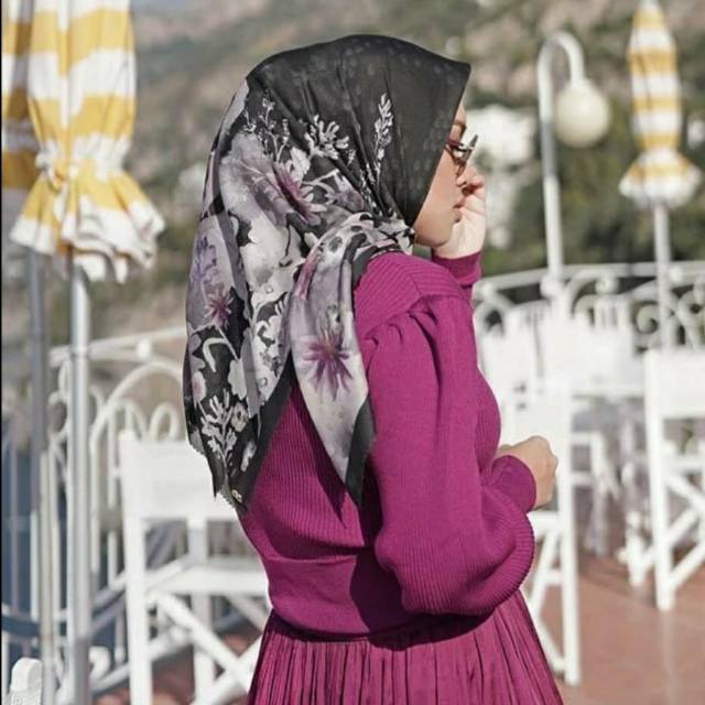 Buttonscarves fiore shadow preloved